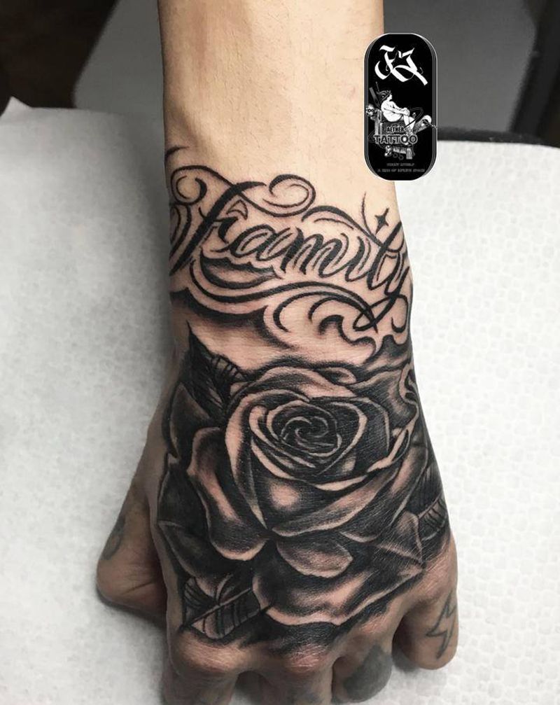 玫瑰纹身图片_手部欧美写实匪帮监狱奇卡诺纹身图案