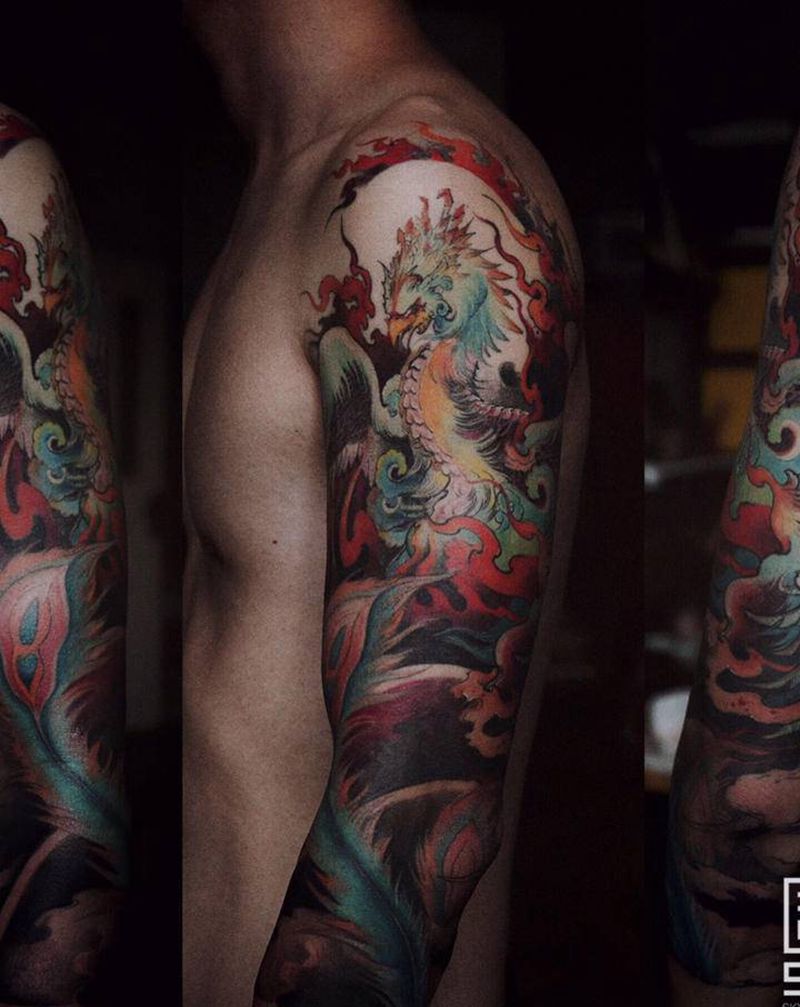 烈火凤凰纹身图片_手臂新传统凤凰纹身图案