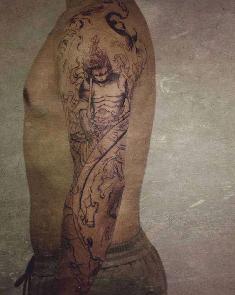 线条纹身图片_手臂新传统斗战胜佛纹身图案