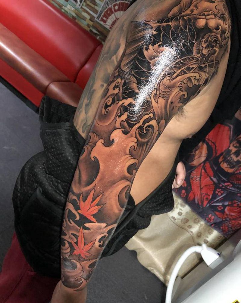 鲤鱼浪臂纹身图片_手臂手部新传统纹身图案