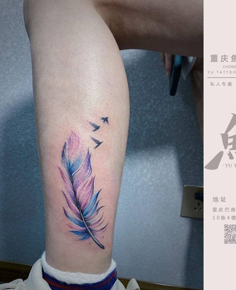 羽毛纹身图片_腿部水彩纹身图案
