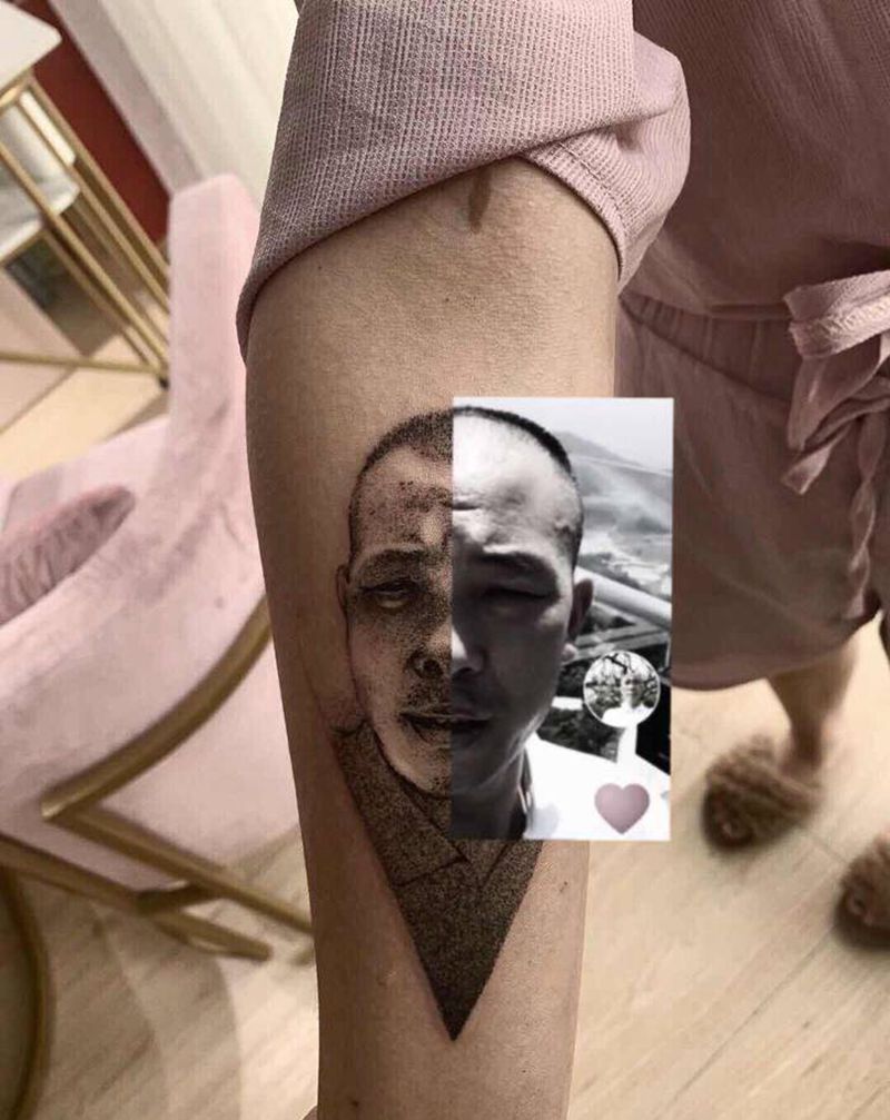 鹅...母亲节快乐......纹身图片_手部欧美写实点刺纹身图案