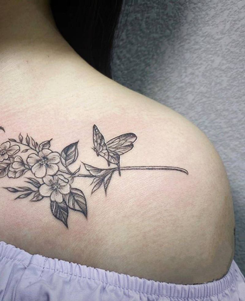 锁骨小清新素颜纹身图片_肩部点刺纹身图案