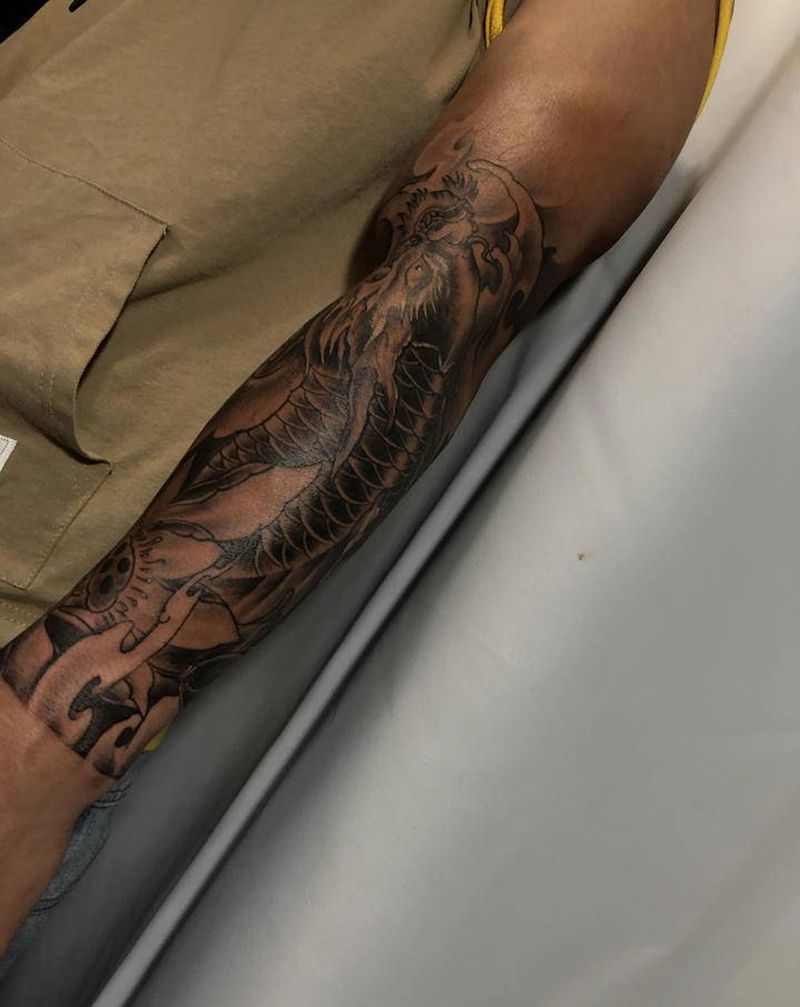 鳌鱼纹身图片_手臂手部新传统纹身图案