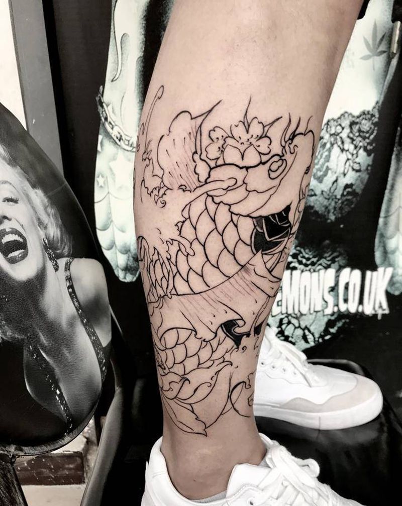 鱼纹身图片_腿部老传统纹身图案