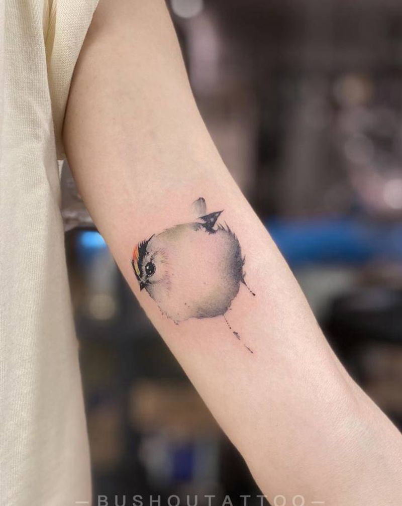 水墨小鸟纹身图片_手臂水墨水彩鸟纹身图案