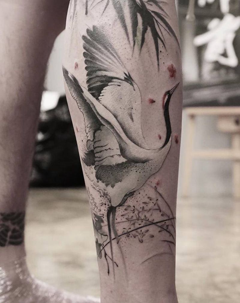 鹤纹身图片_腿部脚部水墨水彩纹身图案