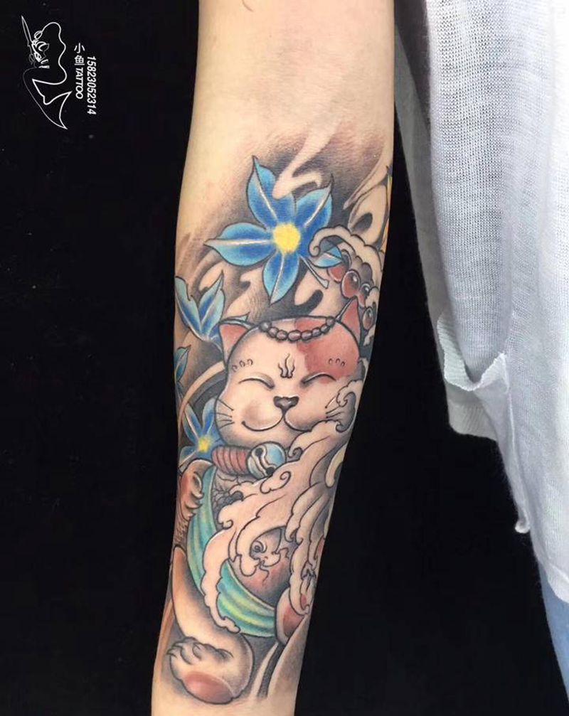 招财猫纹身纹身图片_手臂新传统纹身图案