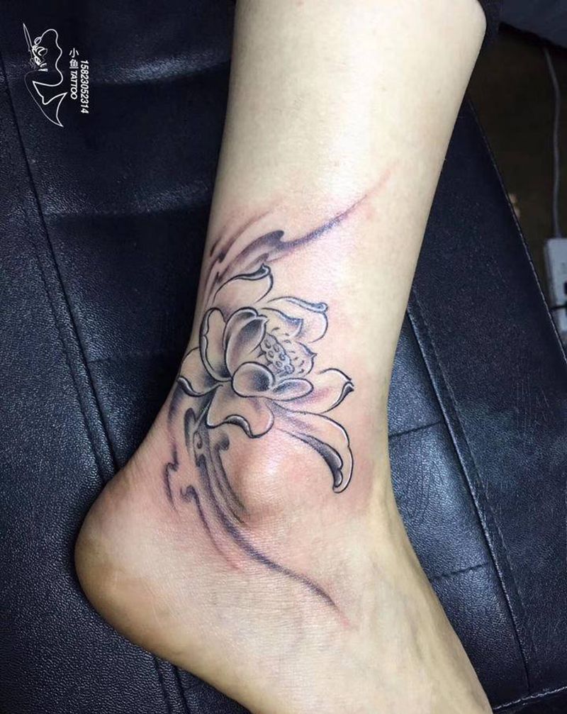 莲花纹身纹身图片_腿部脚部新传统纹身图案