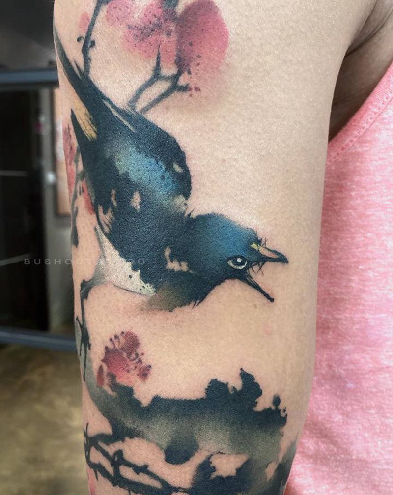 【喜上眉梢】纹身图片_肩部手臂水彩水墨纹身图案