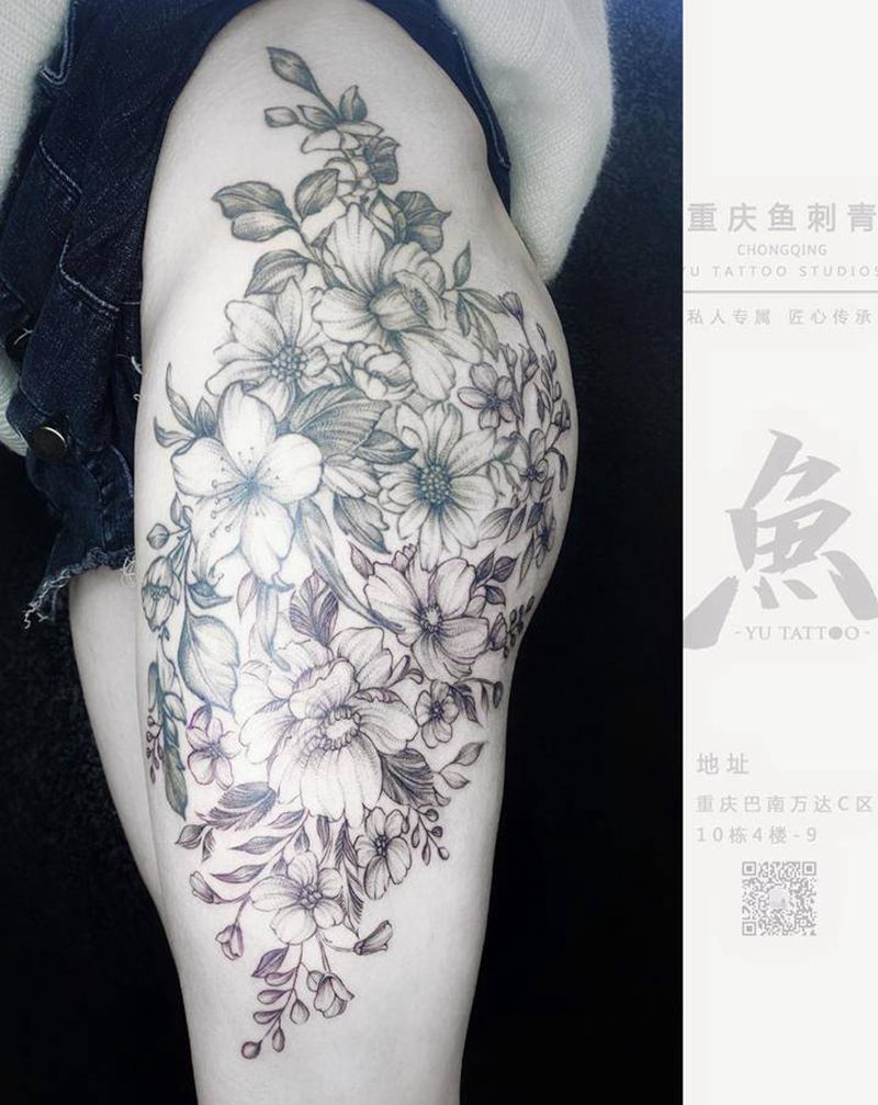 大腿素花纹身图片_腿部点刺纹身图案