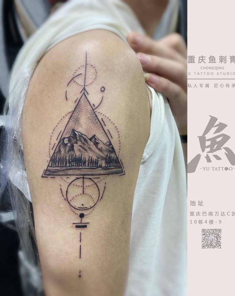 几何山河纹身图片_手臂点刺纹身图案