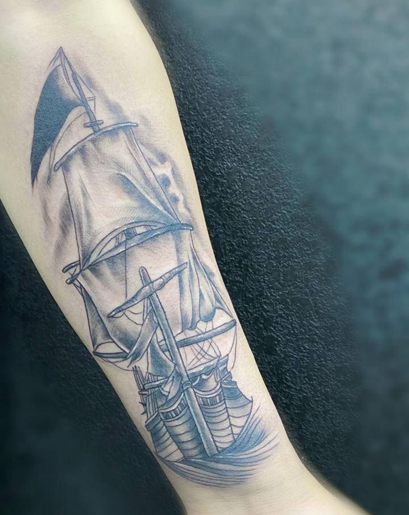 帆船扬帆起航纹身图片_手臂欧美写实纹身图案