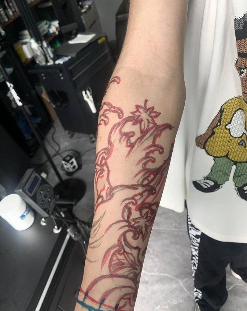 浪纹身图片_手臂老传统点刺纹身图案