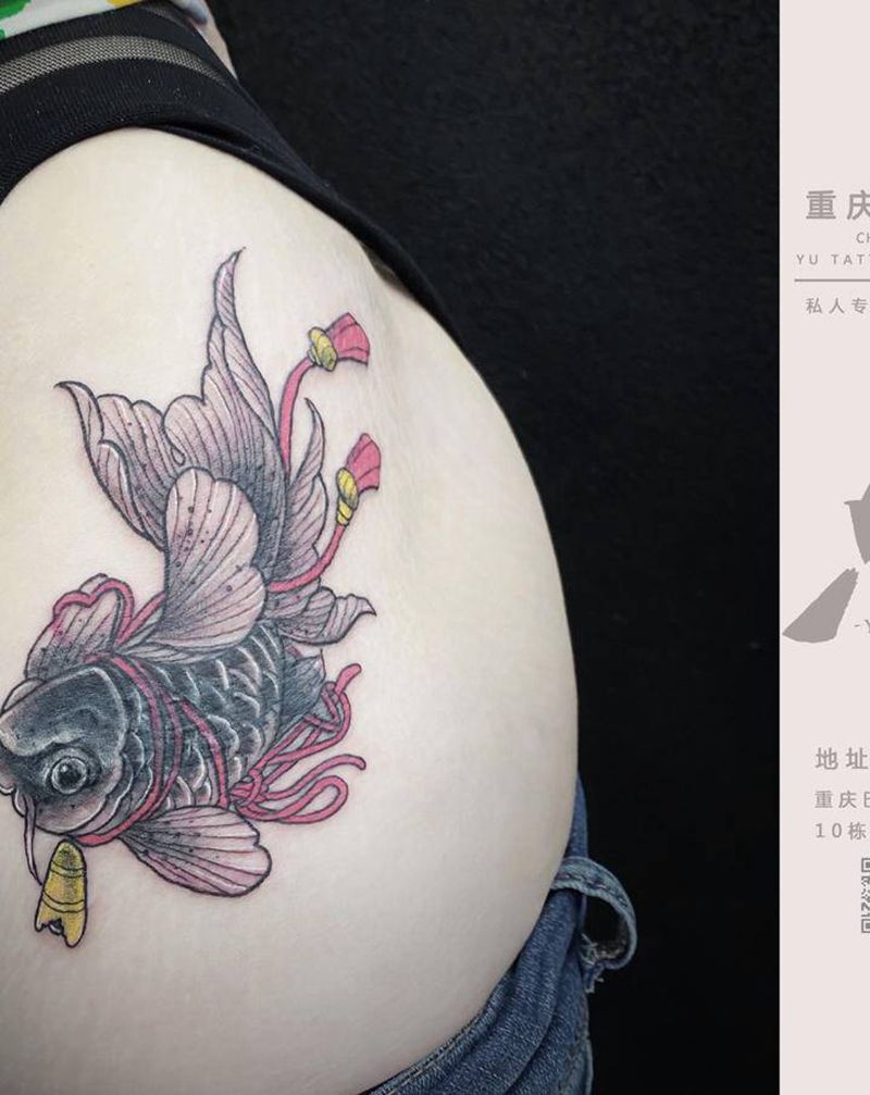 鲤鱼遮盖纹身图片_臀部New School纹身图案