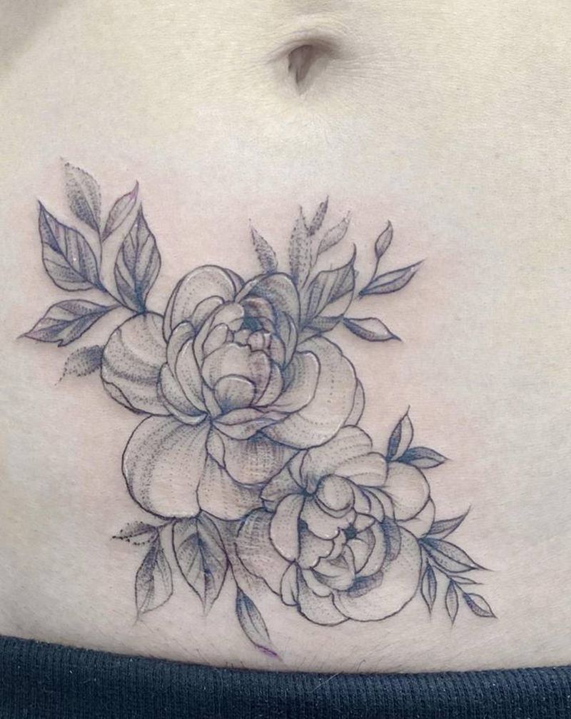 素花疤痕遮盖纹身图片_腹部点刺纹身图案