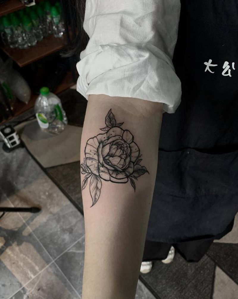 遮盖纹身图片_手臂点刺纹身图案