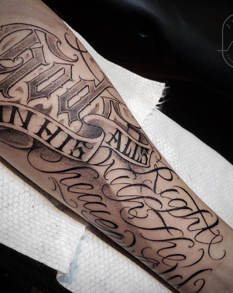 花体英文纹身图片_手臂手部花体字纹身图案