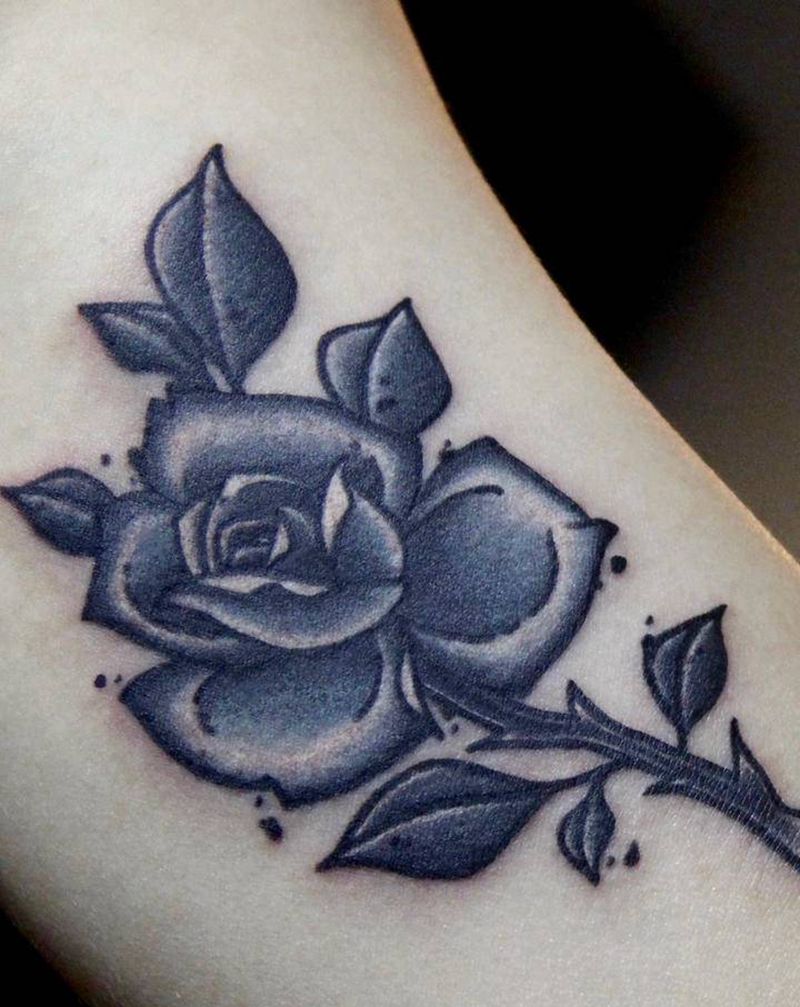 玫瑰纹身图片_手臂New SchoolOld School玫瑰花黑色玫瑰纹身图案