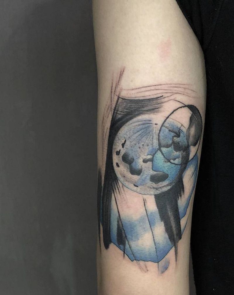 星球纹身图片_手臂纹身图案