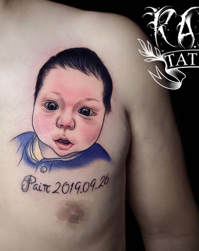 小盆友肖像纹身图片_胸部New School肖像纹身图案