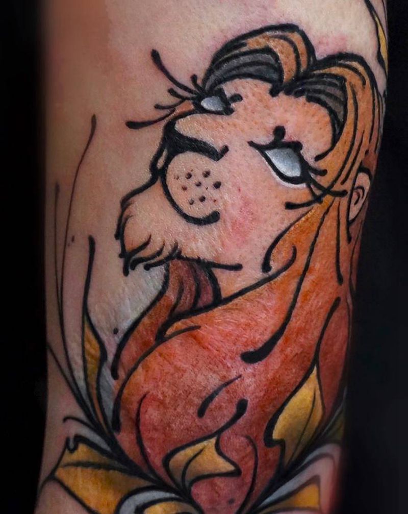 狮子纹身图片_手臂New School遮盖纹身图案