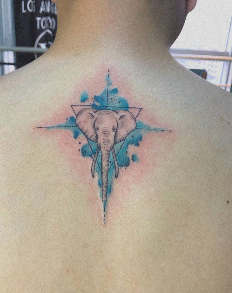 水彩象纹身图片_背部水墨水彩纹身图案