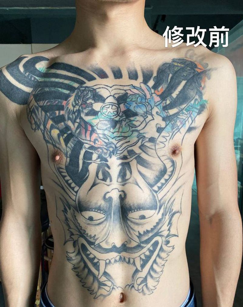 大面积遮盖纹身图片_腹部胸部New School纹身图案