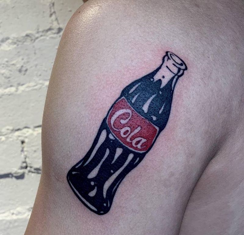 可乐纹身图片_手臂New School可口可乐纹身图案