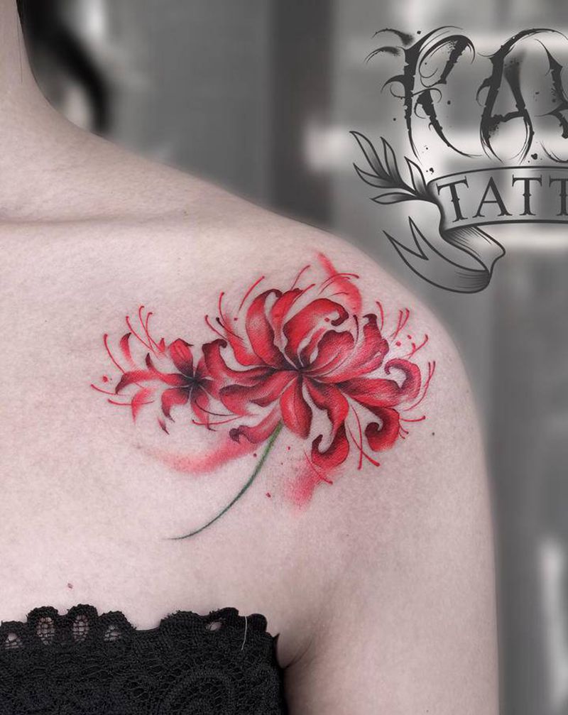 肩头彼岸花纹身图片_胸部水彩彼岸花纹身图案