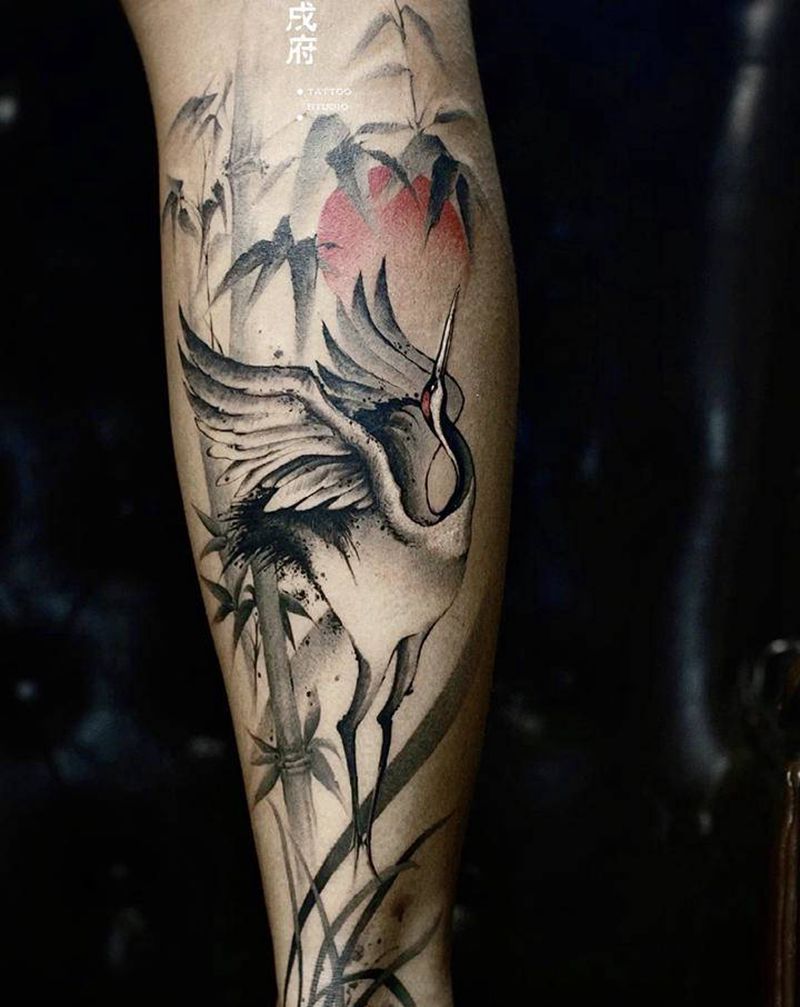 国风 仙鹤纹身图片_腿部水墨仙鹤纹身图案