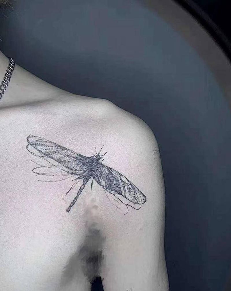 肩膀纹身纹身图片_肩部New School点刺纹身图案