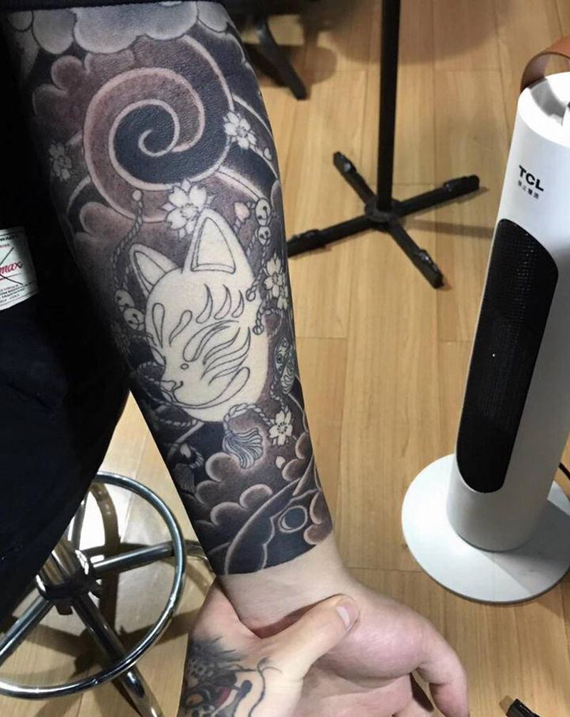 老传统包小臂纹身图片_手臂老传统纹身图案