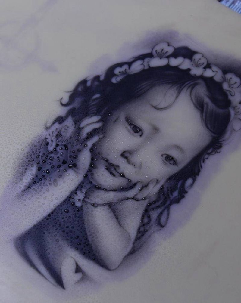 小女孩纹身图片_手臂胸部欧美写实纹身图案