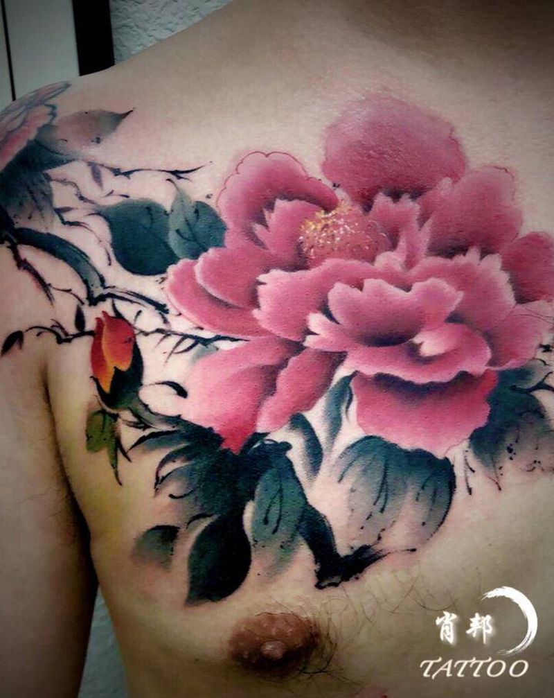 水墨牡丹纹身图片_胸部水墨纹身图案