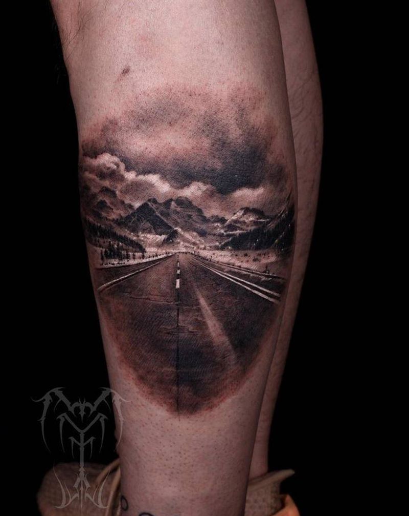 公路纹身图片_腿部欧美写实纹身图案