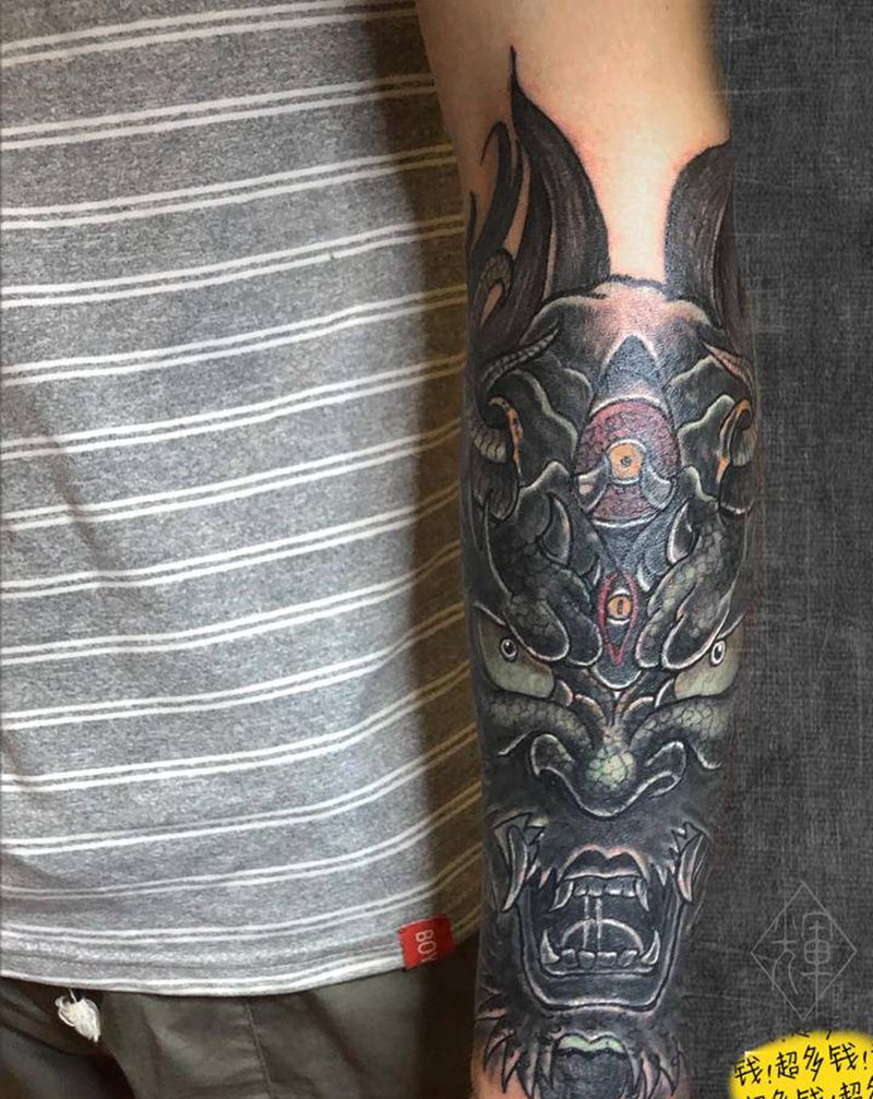 暴力遮盖纹身图片_手臂纹身图案