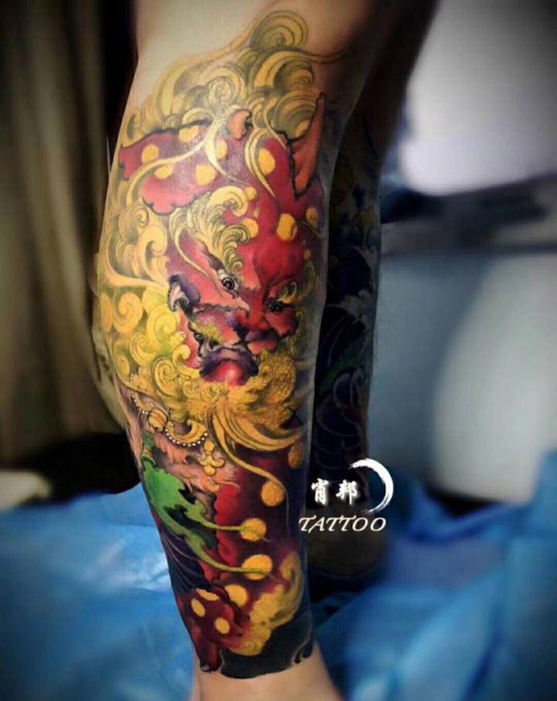 彩色小腿纹身图片_腿部新传统纹身图案