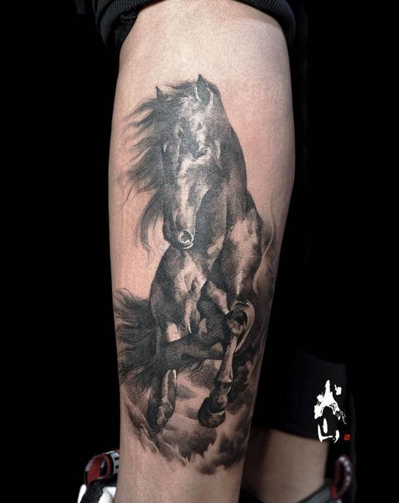以梦为马纹身图片_腿部脚部点刺欧美写实动物马素描纹身图案