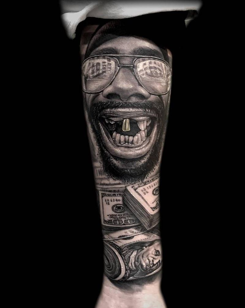 物女金纹身图片_手臂欧美写实纹身图案