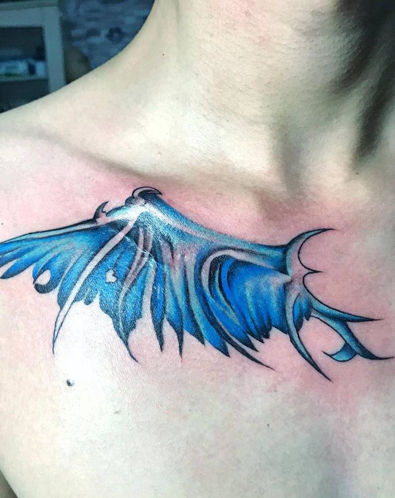 翅膀纹身图片_胸部纹身图案