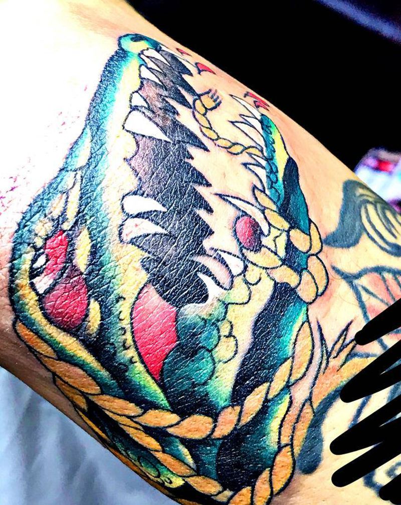 鳄鱼纹身图片_手臂New School纹身图案