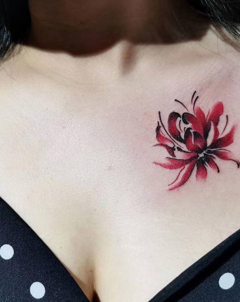 彼岸花  蝴蝶纹身图片_胸部手臂纹身图案