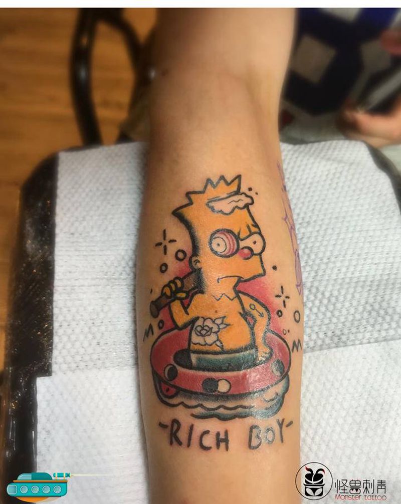 辛普森的一家纹身图片_手臂纹身图案