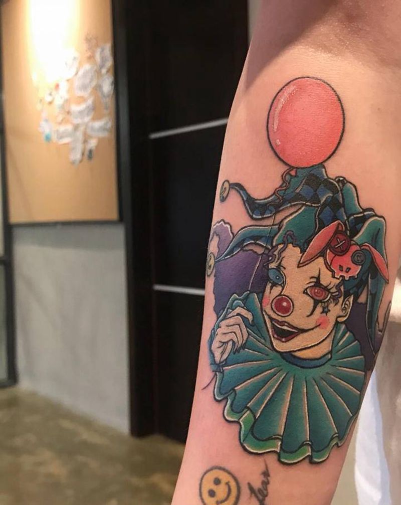 女小丑纹身图片_手臂Old SchoolNew School小丑纹身图案