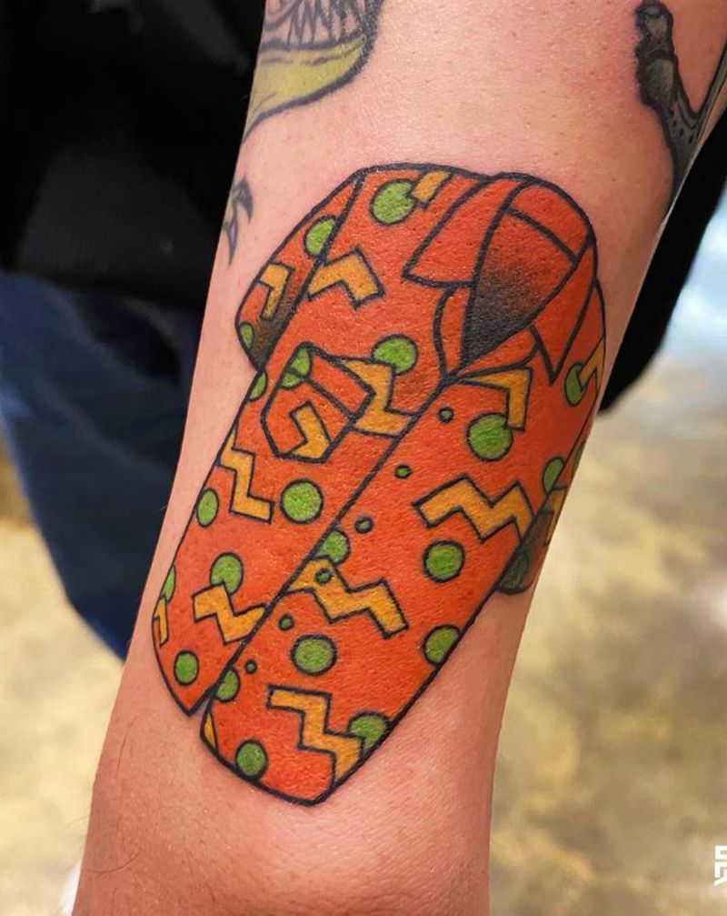 Oldschool衬衣纹身图片_手臂Old School衬衣纹身图案