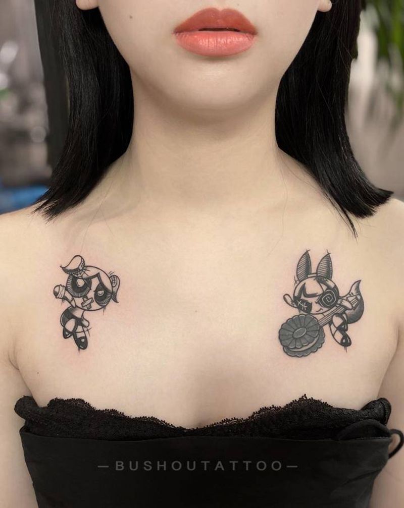 卡通暗黑飞天小女警纹身图片_胸部Old School飞天小女警纹身图案