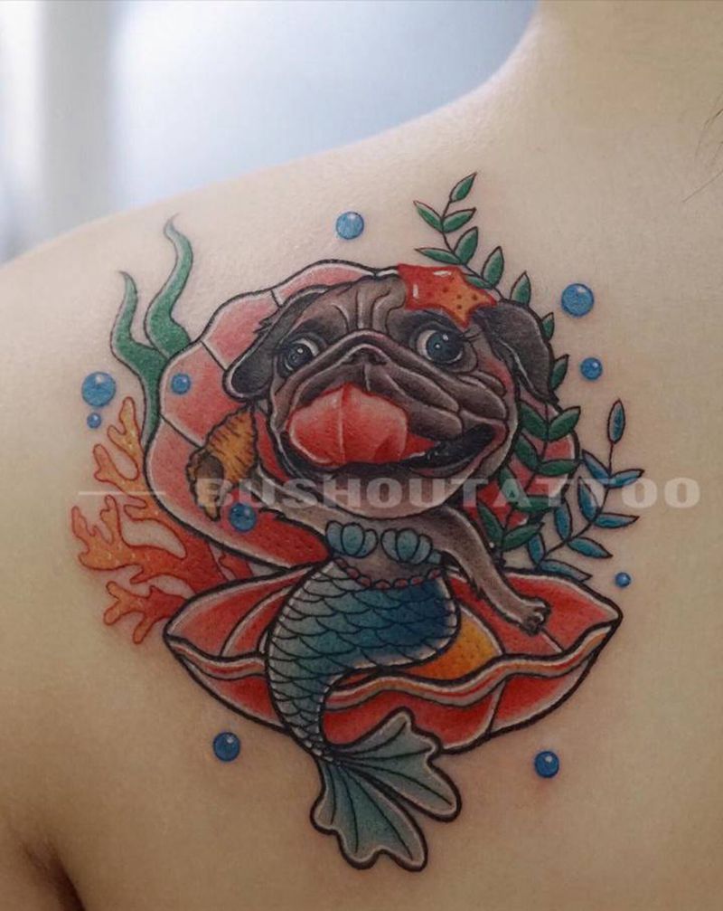 Oldschool美人鱼巴哥纹身图片_背部Old SchoolNew School美人鱼 巴哥纹身图案