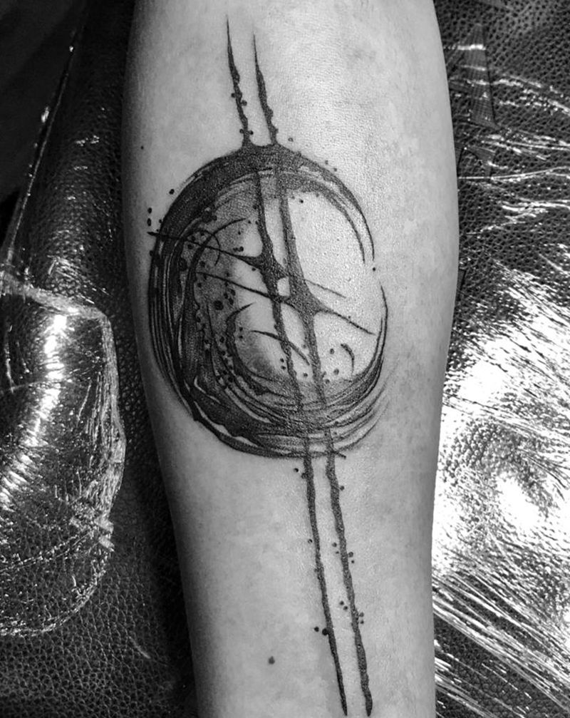 暗黑 月亮纹身图片_手臂纹身图案