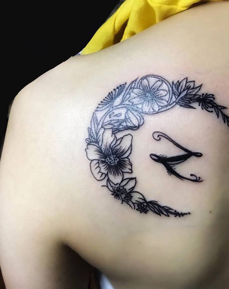 月亮纹身图片_肩部月亮纹身图案